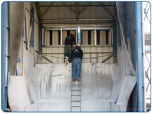 Filter replacement of wall filters for suspended particles from receiving pit